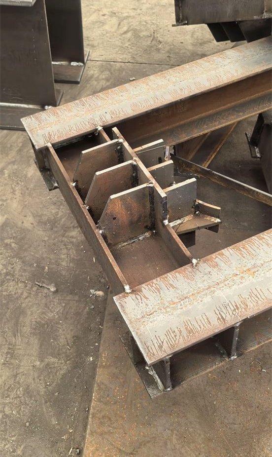 Packed steel component detail reference